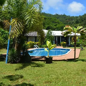 Merahi ... La D'ange Fare Noa Mymy , Uturoa French Polynesia